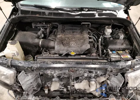 2015 Toyota Sequoia Sr5 z USA, uszkodzony, nr VIN 5TDBY5G18FS118865